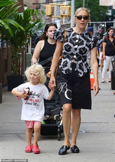 chloe sevigny son